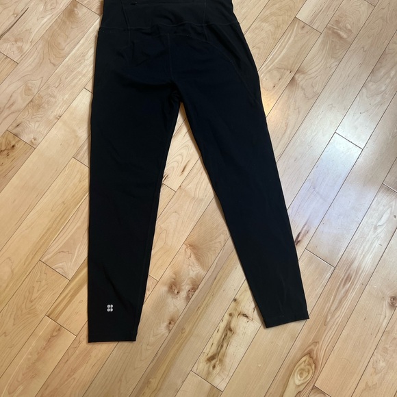 SOLD OUT - Picture 7 of 13